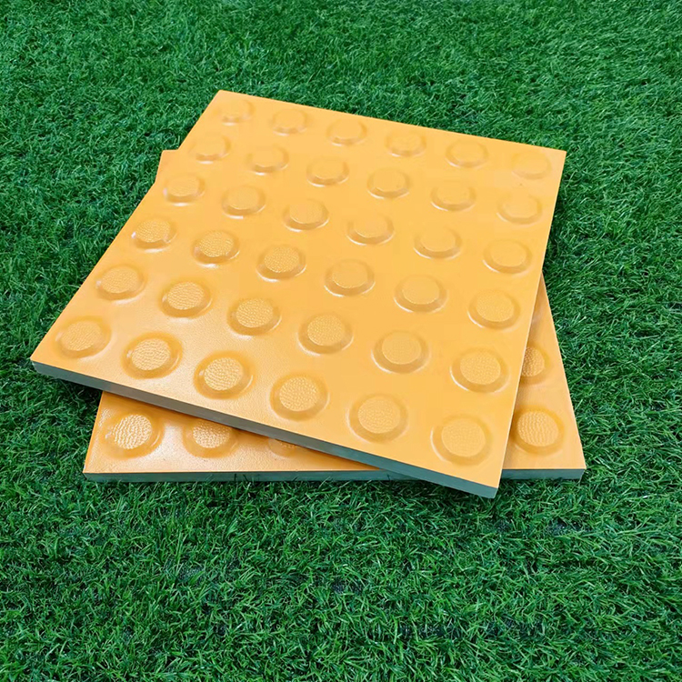 誰家便宜我就買誰的？盲道磚廠家經常聽到的一句話